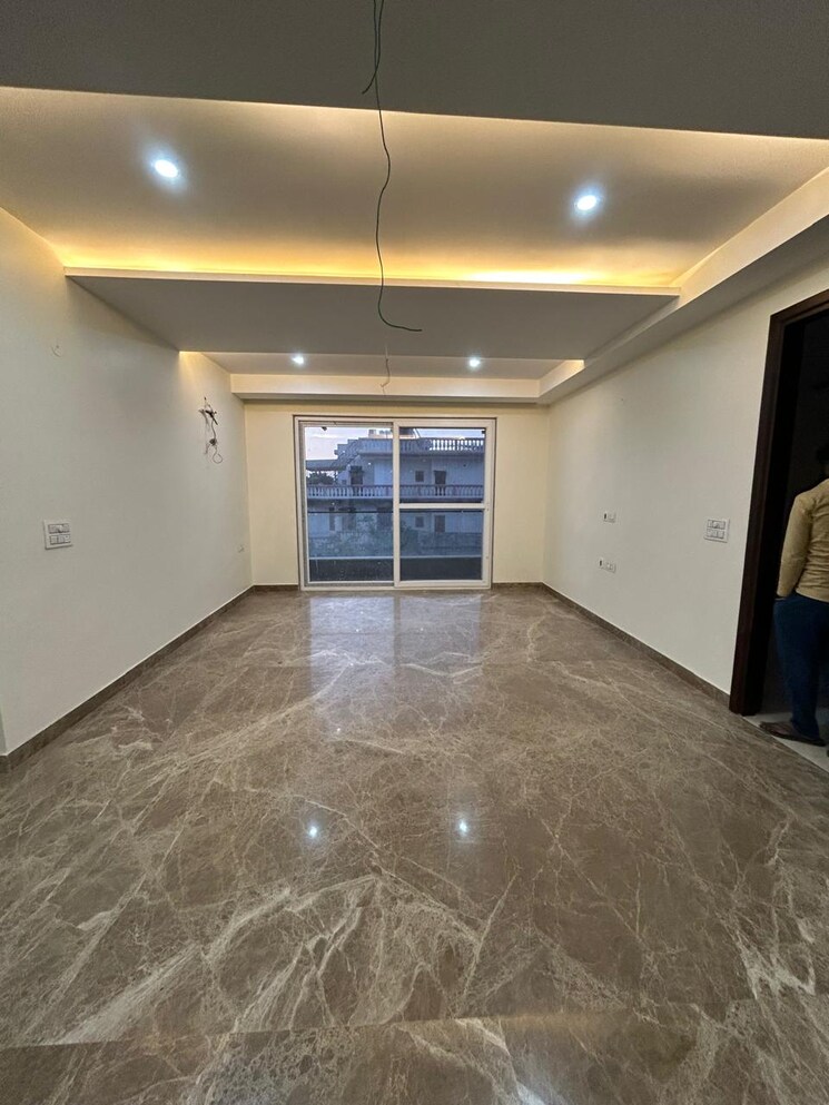 Bedroom, sector 23 3.5 Bedroom 2570 Sq.Ft. Builder Floor In Sector 23 Gurgaon 8491158