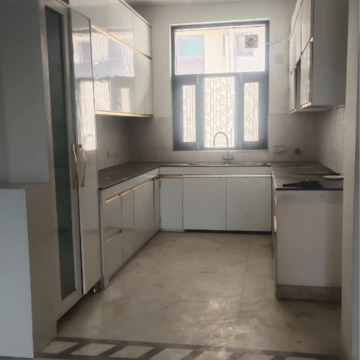 Kitchen in 3.5 BHK Builder Floor at Sector 23 – for Rent