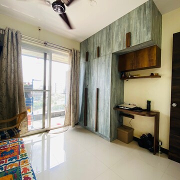 Room in 2 BHK Apartment at Hsr Layout – for Sale