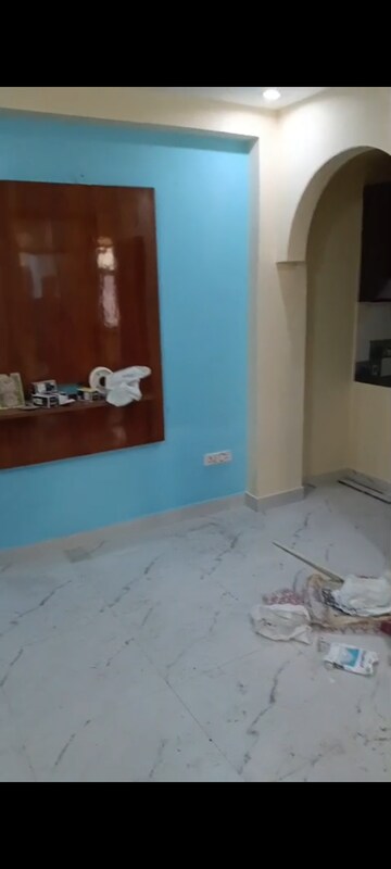 Room in 2 BHK Builder Floor at Hindon Vihar, Sector 49 – for Rent
