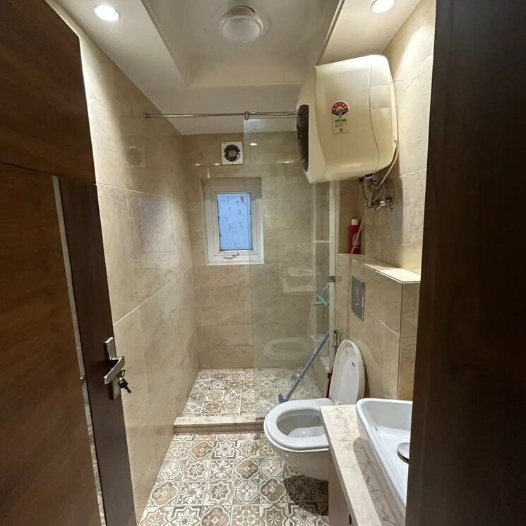 Bathroom, bandlaguda jagir 3 Bedroom 1365 Sq.Ft. Apartment In Bandlaguda Jagir Hyderabad 8491452