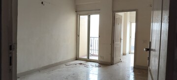 Room in 3 BHK Apartment at Maxblis White House, Sector 75 – for Rent