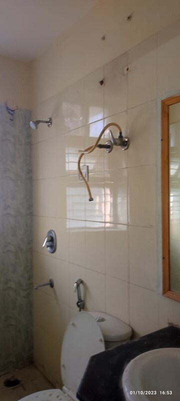 Bathroom in 2.5 BHK Apartment at M2K The White House, Sector 57 – for Rent