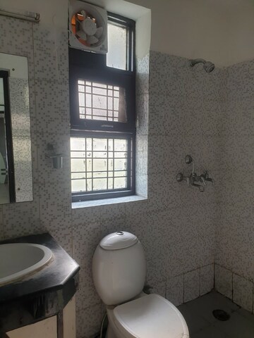 Bathroom in 2.5 BHK Apartment at M2K The White House, Sector 57 – for Rent