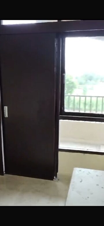 Furnished Amenities in 3 BHK Builder Floor at Sector 85 – for Rent