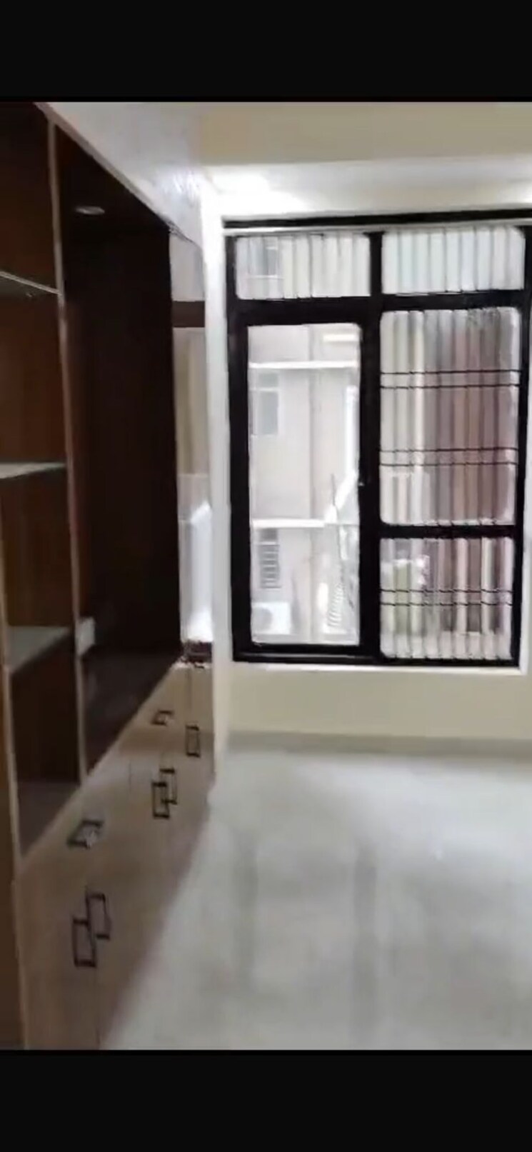 Room, sector 85 3 Bedroom 250 Sq.Yd. Builder Floor In Sector 85 Faridabad 8491747