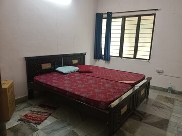 Bedroom in 2 BHK Builder Floor at Somajiguda – for Rent
