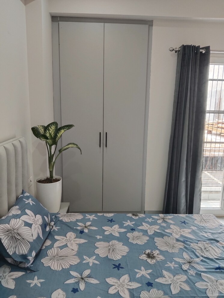 Bedroom, sector 43 1 Bedroom 1250 Sq.Ft. Builder Floor In Sector 43 Gurgaon 8491746