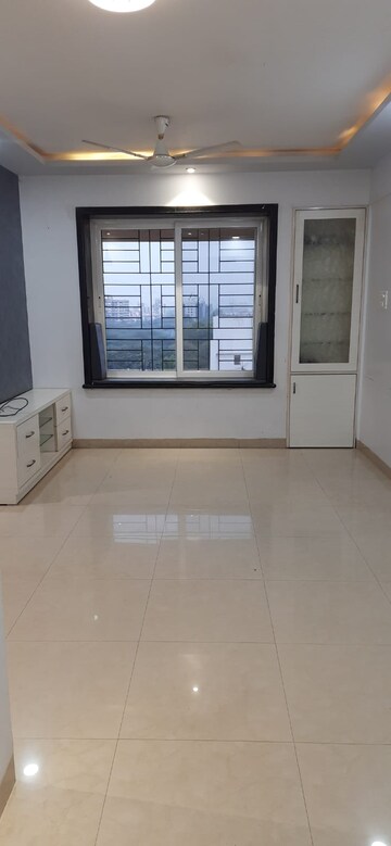 Room in 2 BHK Apartment at Oxford Premium, Wanowrie – for Sale