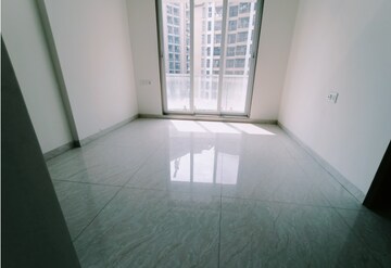 Room in 2 BHK Apartment at Hetal Riddhi Siddhi, Mira Road – for Sale