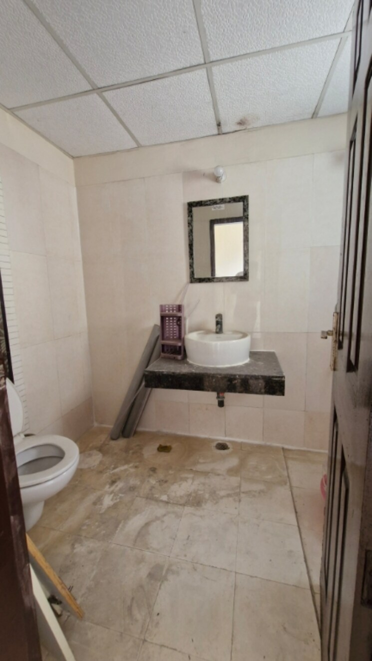 Bathroom, paramount-floraville 3 Bedroom 1360 Sq.Ft. Apartment In Sector 137 Noida 8491945
