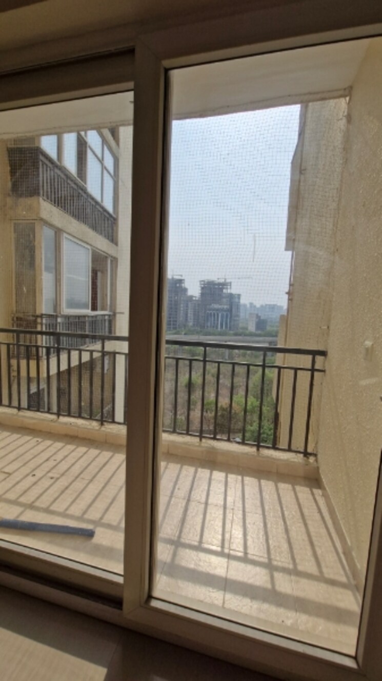 Balcony, paramount-floraville 3 Bedroom 1360 Sq.Ft. Apartment In Sector 137 Noida 8491945