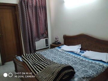 Bedroom in 3 BHK Builder Floor at Sector 25 – for Sale