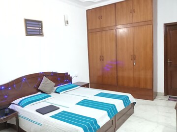 Bedroom in 3 BHK Builder Floor at Sector 25 – for Sale