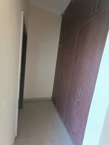 Furnished Amenities in 3 BHK Villa at Amrapali Riverview, Amrapali Leisure Valley – for Rent