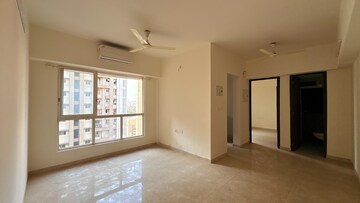 1 BHK Apartment For Rent in Lodha Amara, Kolshet Road