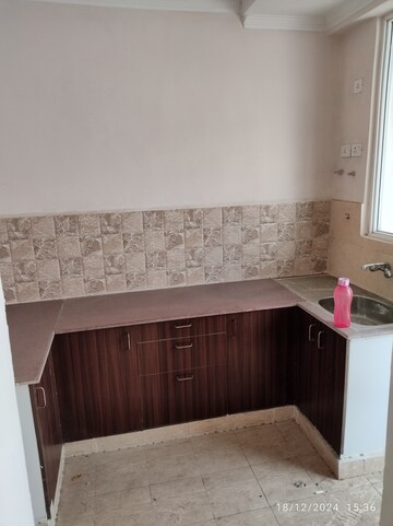 Kitchen in 3 BHK Apartment at Panchsheel Greens II, Sector 16 Greater Noida – for Rent