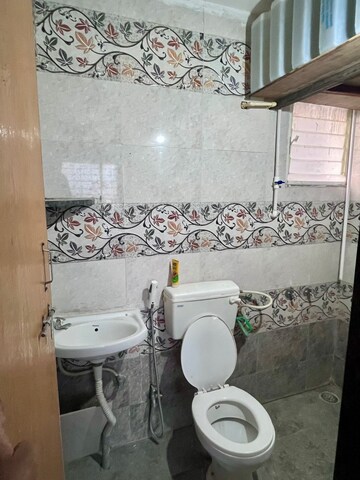 Bathroom in 3.5 BHK Apartment at Mantra Sky Homes, Magarpatta City – for Sale