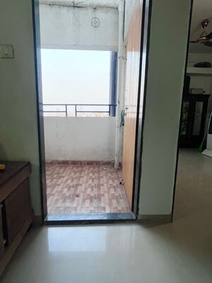 Room in 3.5 BHK Apartment at Mantra Sky Homes, Magarpatta City – for Sale