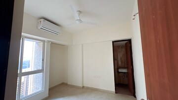 Bedroom in 1 BHK Apartment at Lodha Amara, Kolshet Road – for Rent