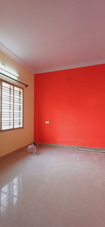 Room in 2 BHK Builder Floor at Hsr Layout – for Rent