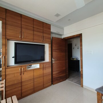 Room in 3 BHK Apartment at Oxford Premium, Wanowrie – for Sale
