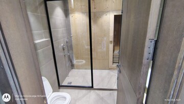 Bathroom in 3.5 BHK Apartment at DLF Atria, Dlf Phase ii – for Rent