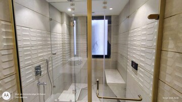 Bathroom in 3.5 BHK Apartment at DLF Atria, Dlf Phase ii – for Rent
