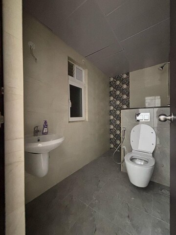 Bathroom in 3 BHK Apartment at Honer Aquantis, Gopanpally – for Rent