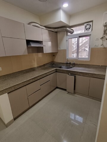 Kitchen in 3.5 BHK Apartment at Emaar Emerald Floors Premier, Sector 65 – for Rent