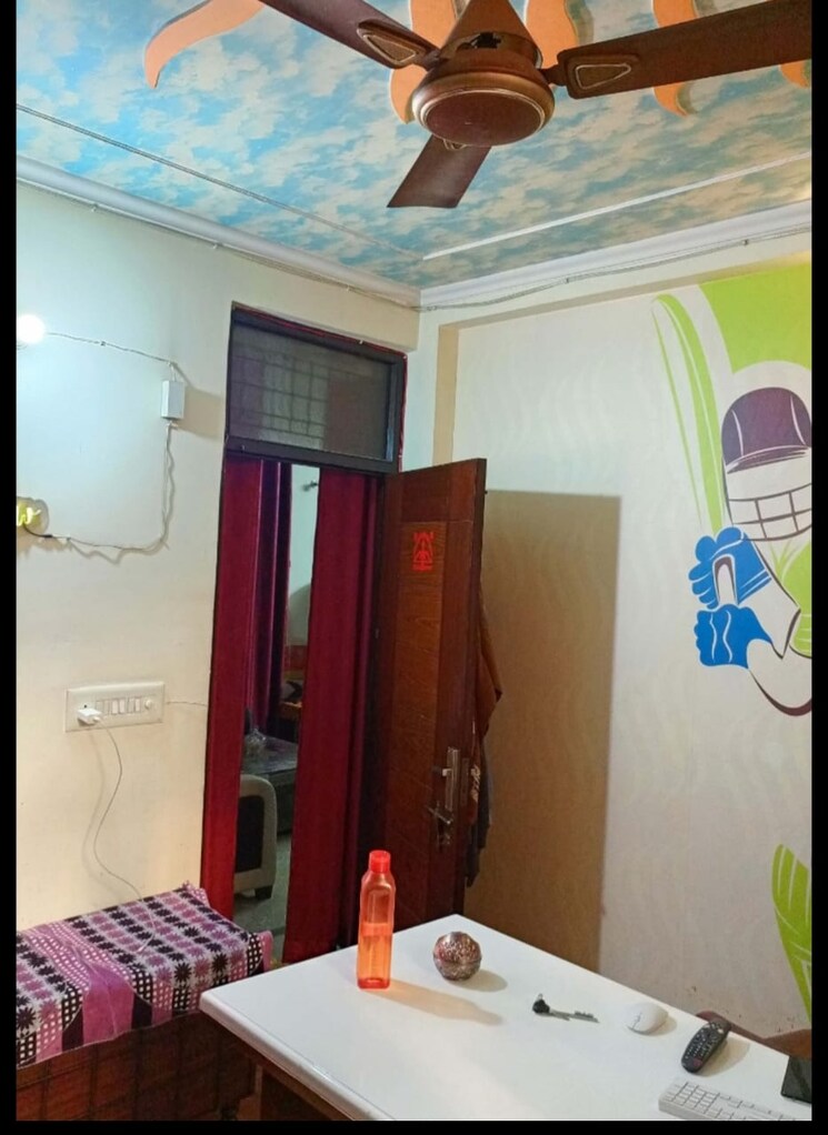 Other, radheypuri 3 Bedroom 891 Sq.Ft. Builder Floor In Radheypuri Delhi 8492216