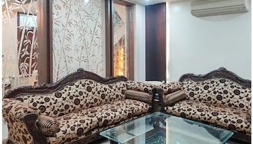 Bedroom in 4 BHK Independent House at Sector 46 – for Rent