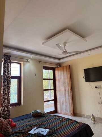 Living Room in 4 BHK Apartment at The Aawas , Sector 39 – for Rent