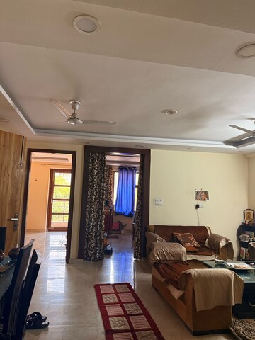 Living Room in 4 BHK Apartment at The Aawas , Sector 39 – for Rent