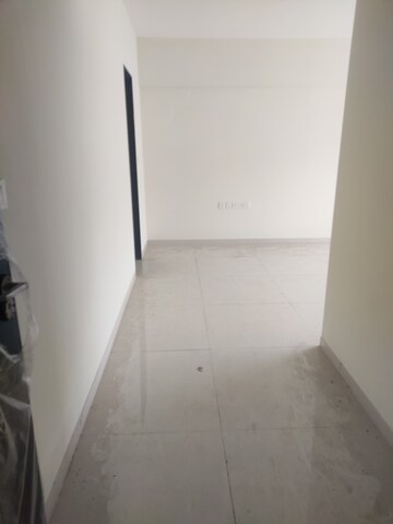 Room in 3 BHK Apartment at Godrej Central, Chembur – for Rent