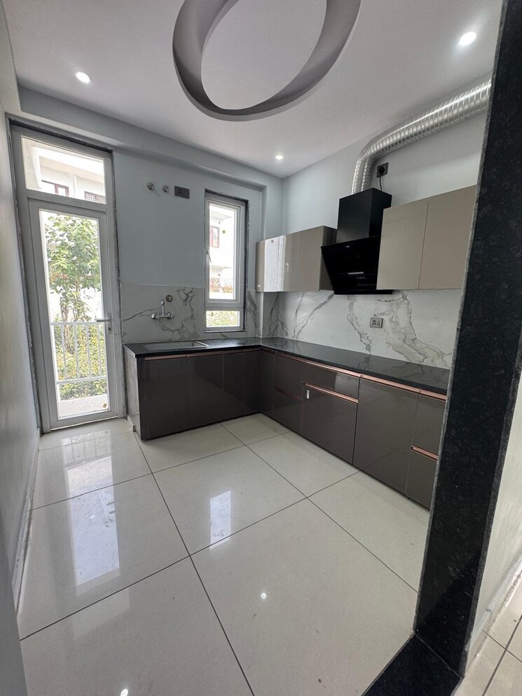 Kitchen, sahastradhara road 2 Bedroom 1200 Sq.Ft. Builder Floor In Sahastradhara Road Dehradun 8492493