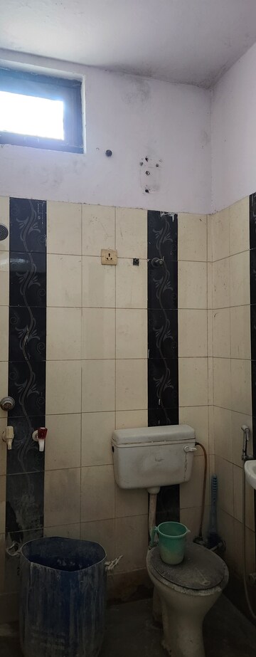 Bathroom in 2 BHK Independent House at Sector 30 – for Rent
