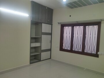 Room in 3 BHK Apartment at Hill View Banjara Hills, Banjara Hills – for Rent