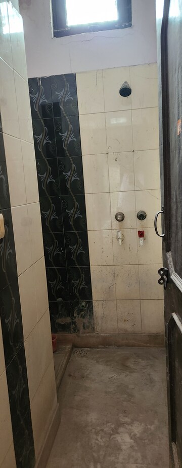 Bathroom in 2 BHK Independent House at Sector 30 – for Rent