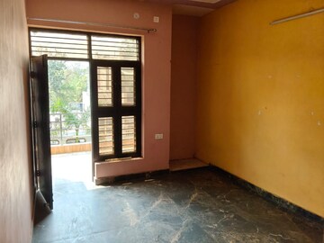 3 BHK Builder Floor For Rent in Spring Field, Sector 31