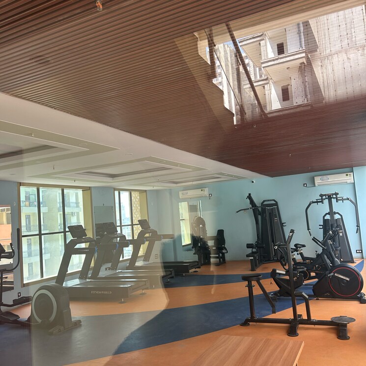 Gym, nirala-estate-ii 3 Bedroom 1250 Sq.Ft. Apartment In Amrapali Dream Valley Greater Noida 8492764