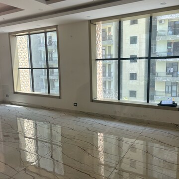 3 BHK Apartment For Sale in Nirala Estate II, Amrapali Dream Valley