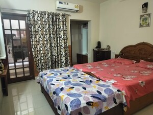 Bedroom in 6 BHK Independent House at Ambala Highway – for Sale