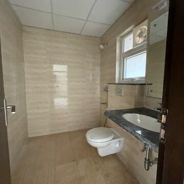 Bathroom in 3 BHK Builder Floor at BPTP Amstoria, Sector 102 – for Rent