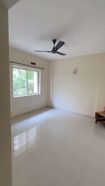 Room in 3 BHK Apartment at Unitech Fresco Kolkata, Rajarhat New Town – for Rent