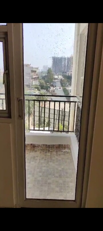 Balcony in 3 BHK Apartment at Omaxe Waterscapes, Gomti Nagar – for Rent