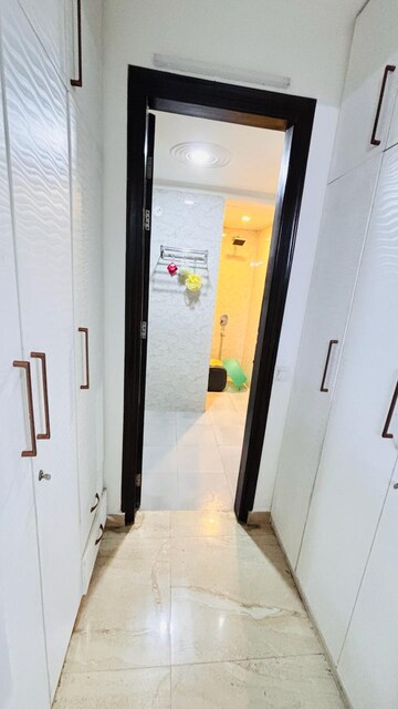 Building Lobby in 3 BHK Builder Floor at Sector 57 – for Sale