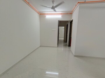 Room in 2 BHK Apartment at Veena Serene, Chembur – for Rent