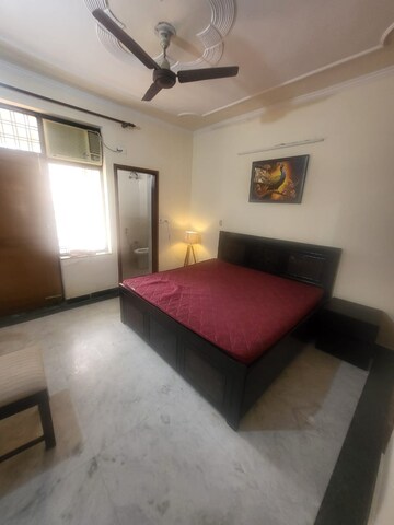 Living Room in 3 BHK Builder Floor at Sector 46 – for Rent