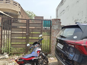  Plot For Sale in Sector 8